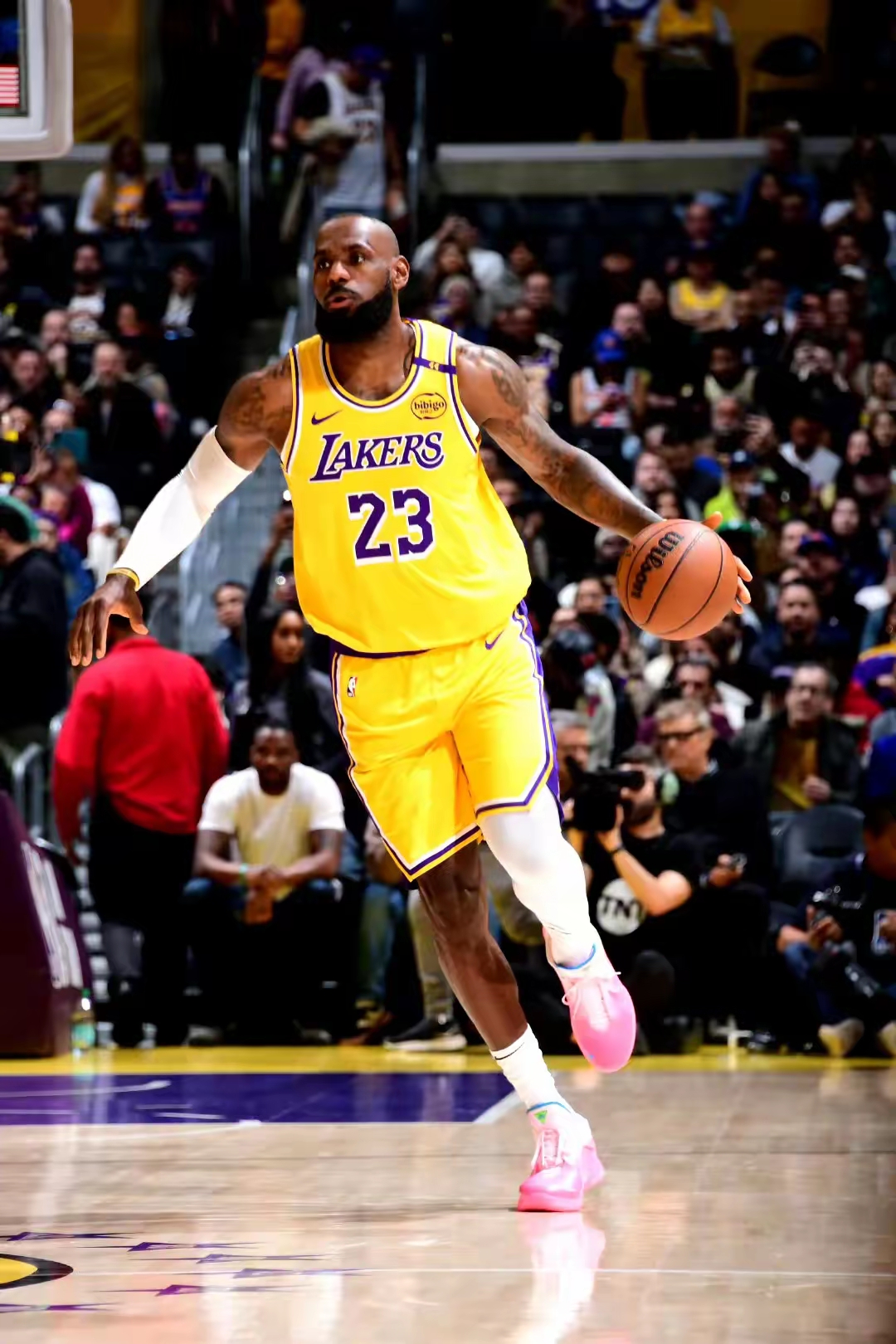 开云体育下载-NBA球队在比赛中迎来一场惊险的加时赛胜利